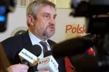 181699