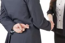 183251