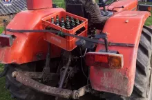 448864