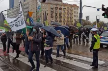 Warszawa - Protest rolników w Warszawie przeciwko przyjęciu ”Piątki dla zwierząt Kaczyńskiego” - 13.10.2020