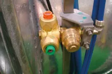 Typy rozpylaczy i ich zastosowanie w sadach