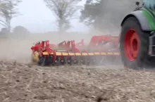 446541