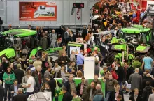 921995