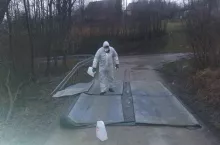 921672