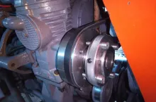 445196