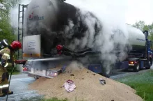 921146