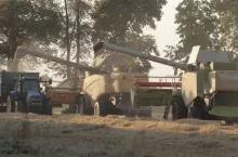 179975