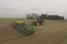 228322