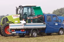 228064