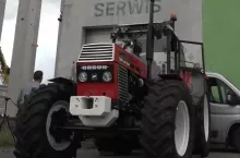 499232