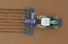 915175