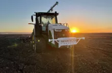 920221