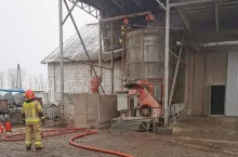 919273