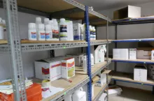 918729