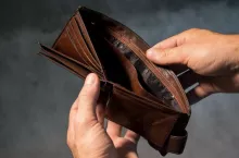 224398