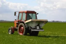 224383