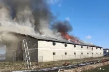 Strażacy z Parczewa gasili pożar kurnika