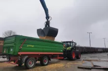 223128