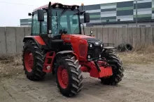 898095