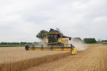 Kombajn New Holland