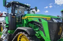 john deere ciągnik