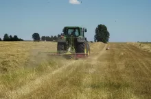 220970