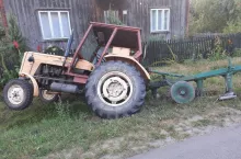 904977