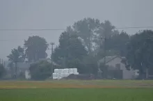 905232