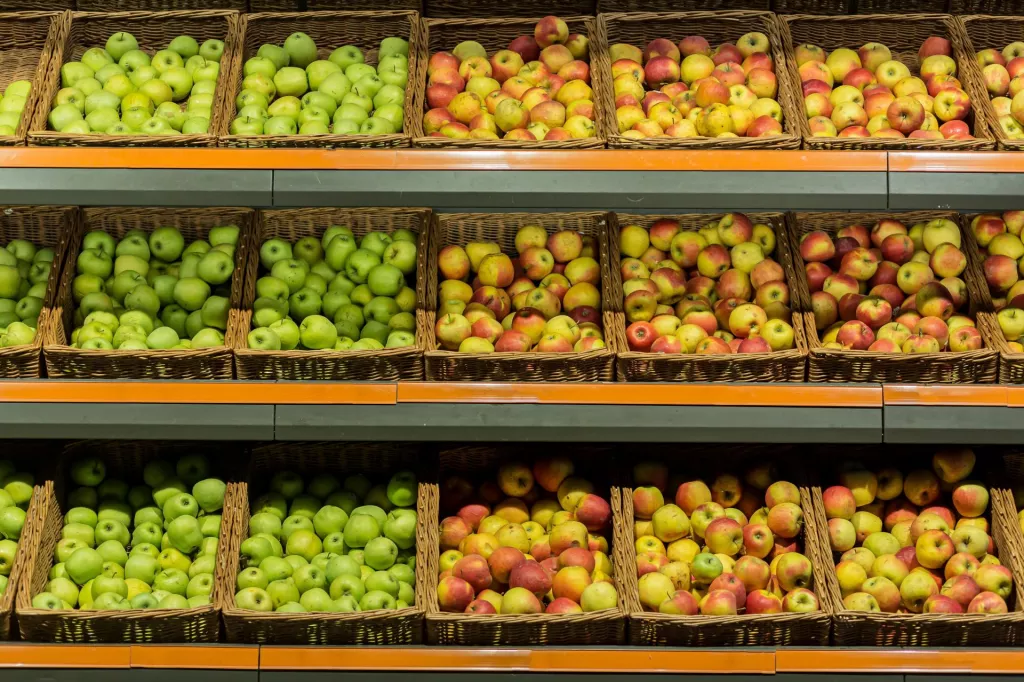 &lt;p&gt;kontrola jakości jabłek w marketach&lt;/p&gt;
