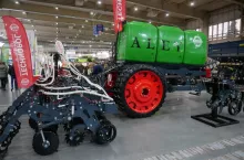 898345
