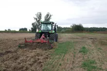 794718
