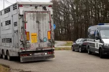917357