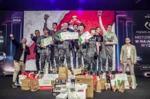 Zwycięzcy Mistrzostw Mechaników w kategorii Młody Mechanik Maszyn Rolniczych.