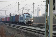 pociąg towarowy transport