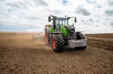ciagnik Fendt 700 Vario