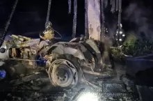 421639