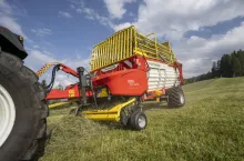 Centralnym elementem trzech nowych modeli jest podbieracz o szerokości 1,80 m, który odziedziczyły go po swoim starszym bracie Boss 3000.