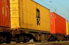 502832