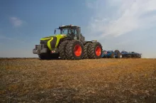 Claas Xerion 12