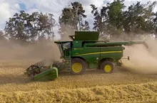  Obecnie czujnik HarvestLab 3000 może być również z stosowany w kombajnach serii T i S.