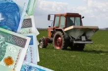 Dopłaty do nawozów: ARiMR wypłaca pieniądze! Ilu rolników dostało przelew?
