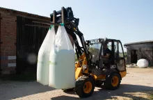 Testowany model miał dodatkowy obciążnik przy tylnej osi o masie 160 kg. Pozwoliło to na bezpieczny transport nawet 1000-kg ładunku.