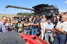 O siewie pasowym mówił Waldemar Szłapaki (pierwszy z lewej)