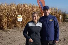 W gospodarstwie jest bydło mięsne, ale główną produkcją i oczkiem w głowie w gospodarstwie Iwony i Adama Cnotalskich jest kukurydza. Uprawiają ją na ziarno w technologii uproszczonej i w monokulturze