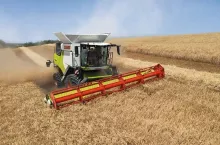Claas TRION 660