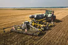 Siewnik Matador Mo przeznaczony jest do technologii Strip-Till siewu pasowego.