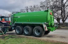 Jaka kara grozi za wywożenie szamba na pole czy łąkę?