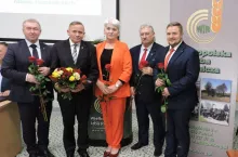 Nowy prezes WIR, drugi od lewej: Mieczysław Łuczak