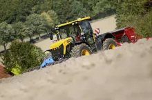 W porównaniu z poprzednikiem z zewnątrz prawie nie widać różnic.