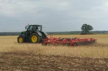 907295